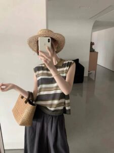 Vintage Color Contrast Stripe Polo Collar Sleeveless Knit Vest