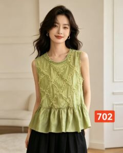 Fresh Green Checkered Lace Sleeveless Top With Pearl Decorations
