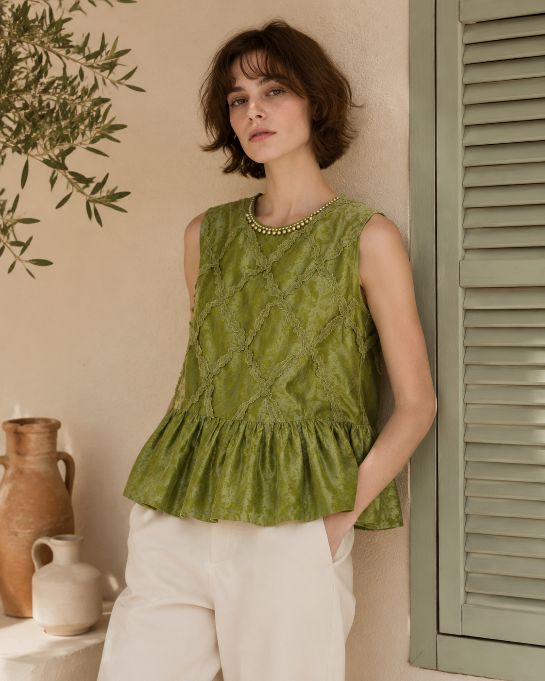 Fresh Green Diamond-Pattern Pearl Lace Sleeveless Top